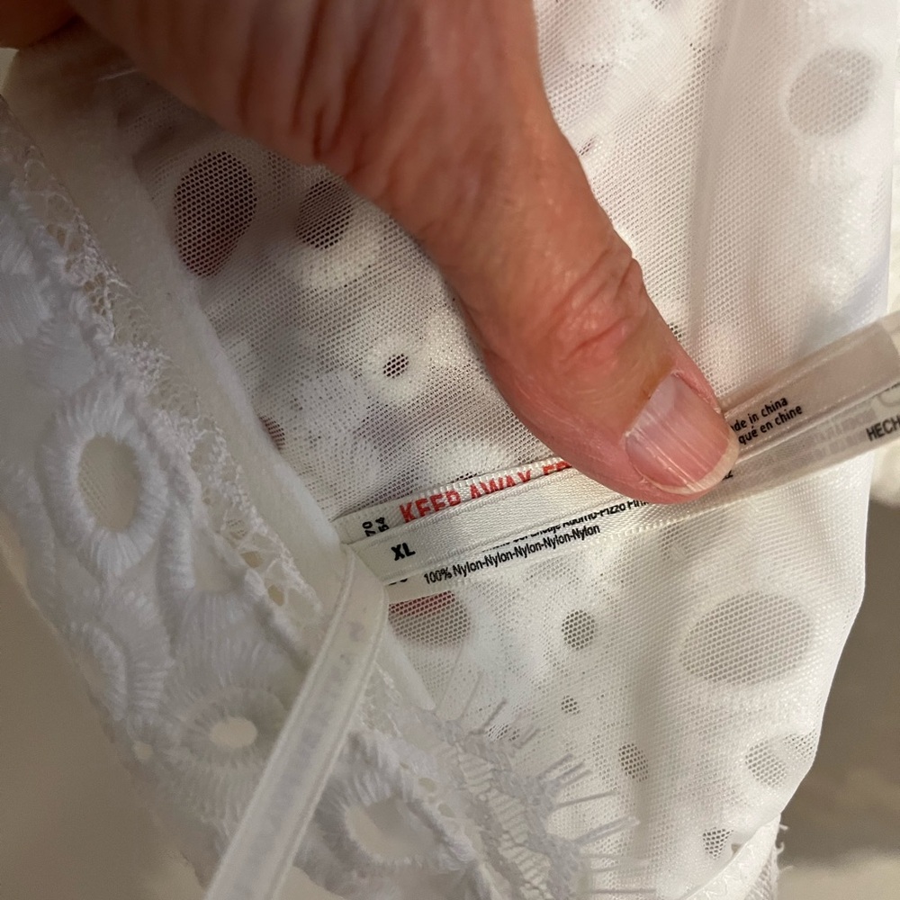 Anthropologie White Eyelet Crop Top - Picture 6 of 7